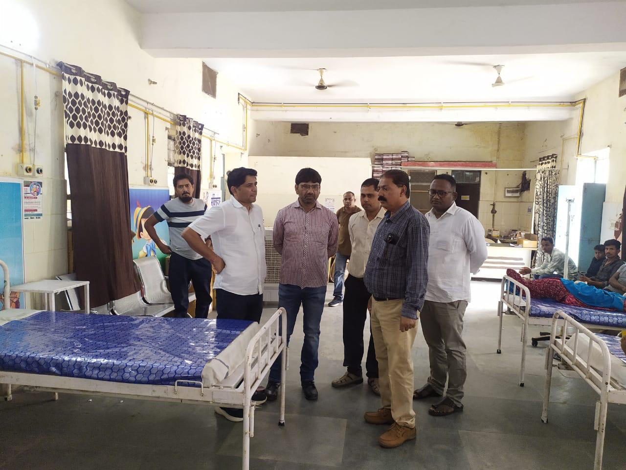 हीटवेव को लेकर सीएमएचओ और डिप्टी सीएमएचओ ने किया निरीक्षण, दिए आवश्यक दिशा-निर्देश