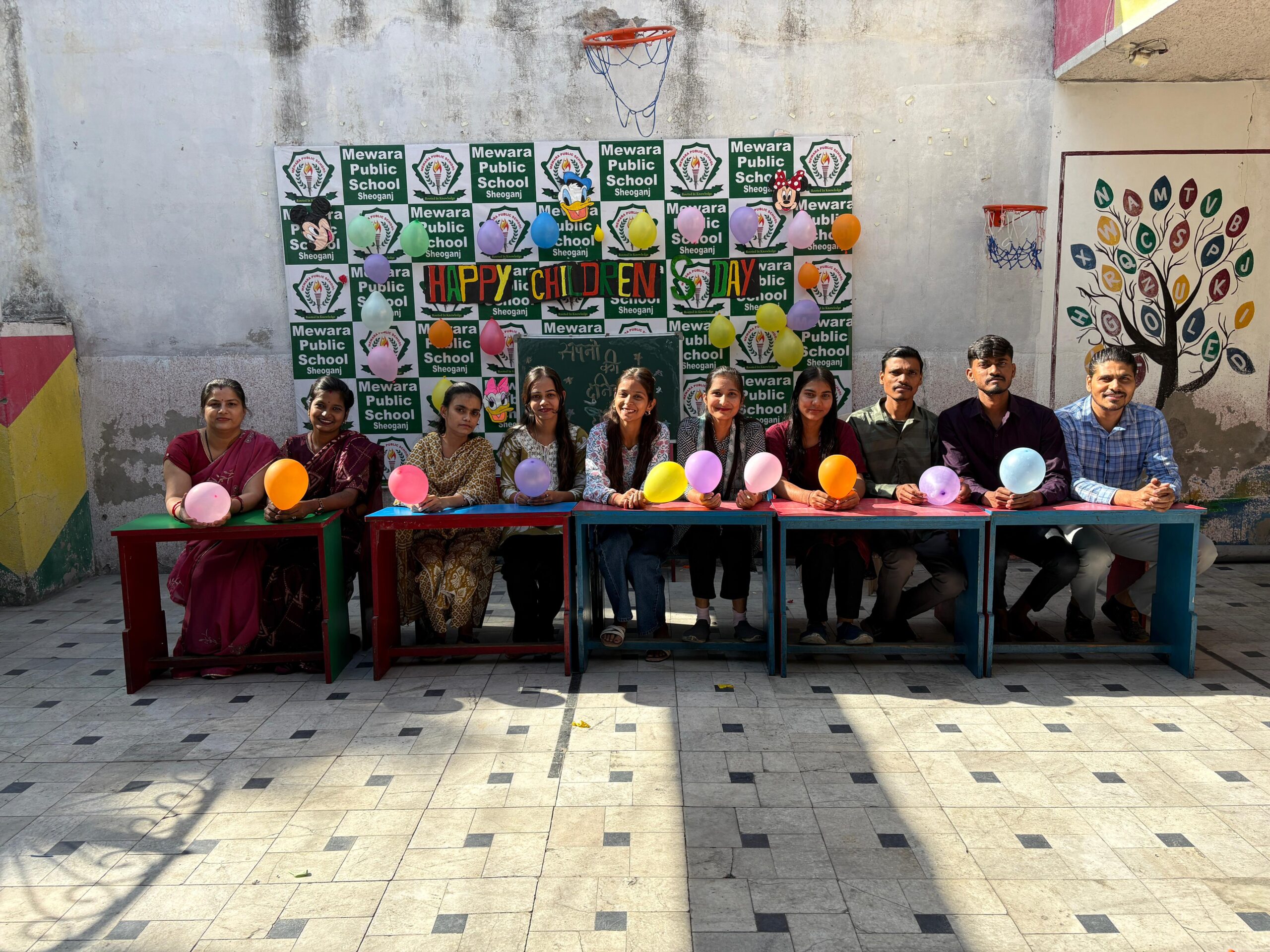 मेवाड़ा पब्लिक स्कूल में   बाल दिवस के उपलक्ष्य में हुई रंगा रंग प्रस्तुतिया